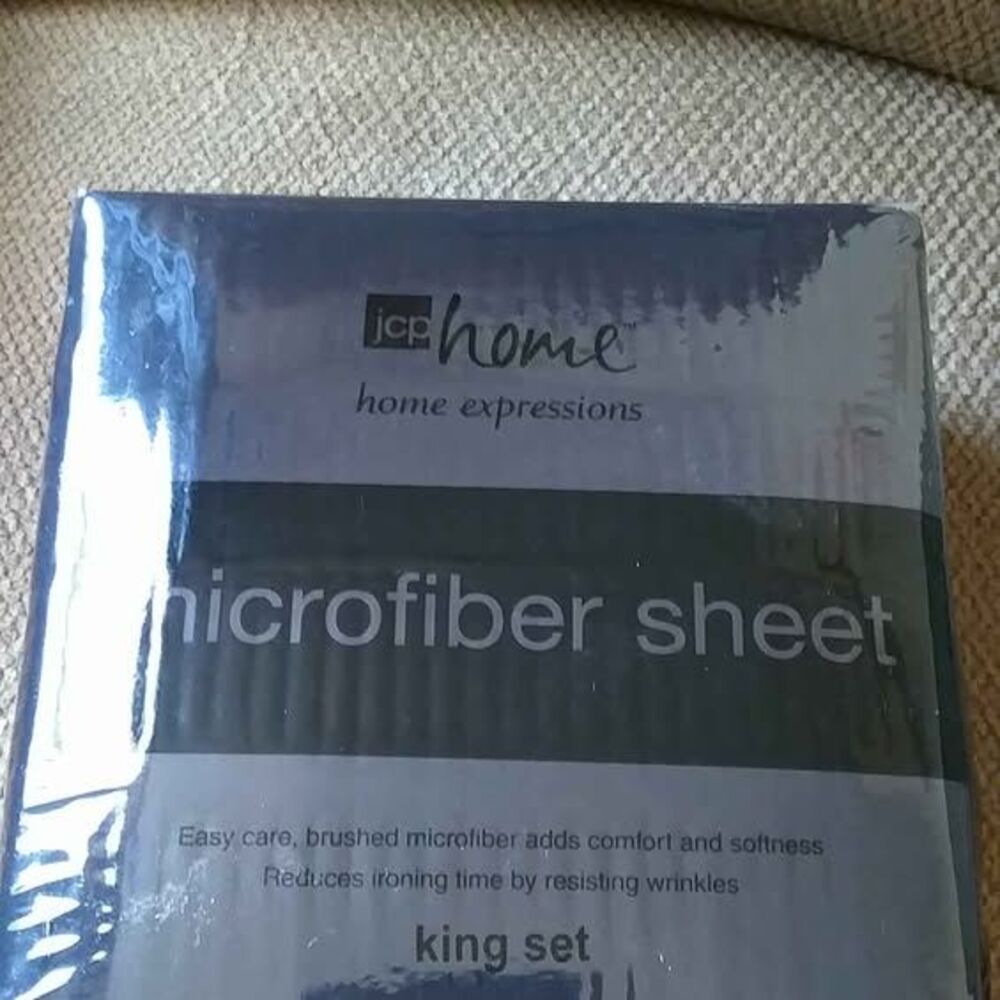 NIB black king size sheet set